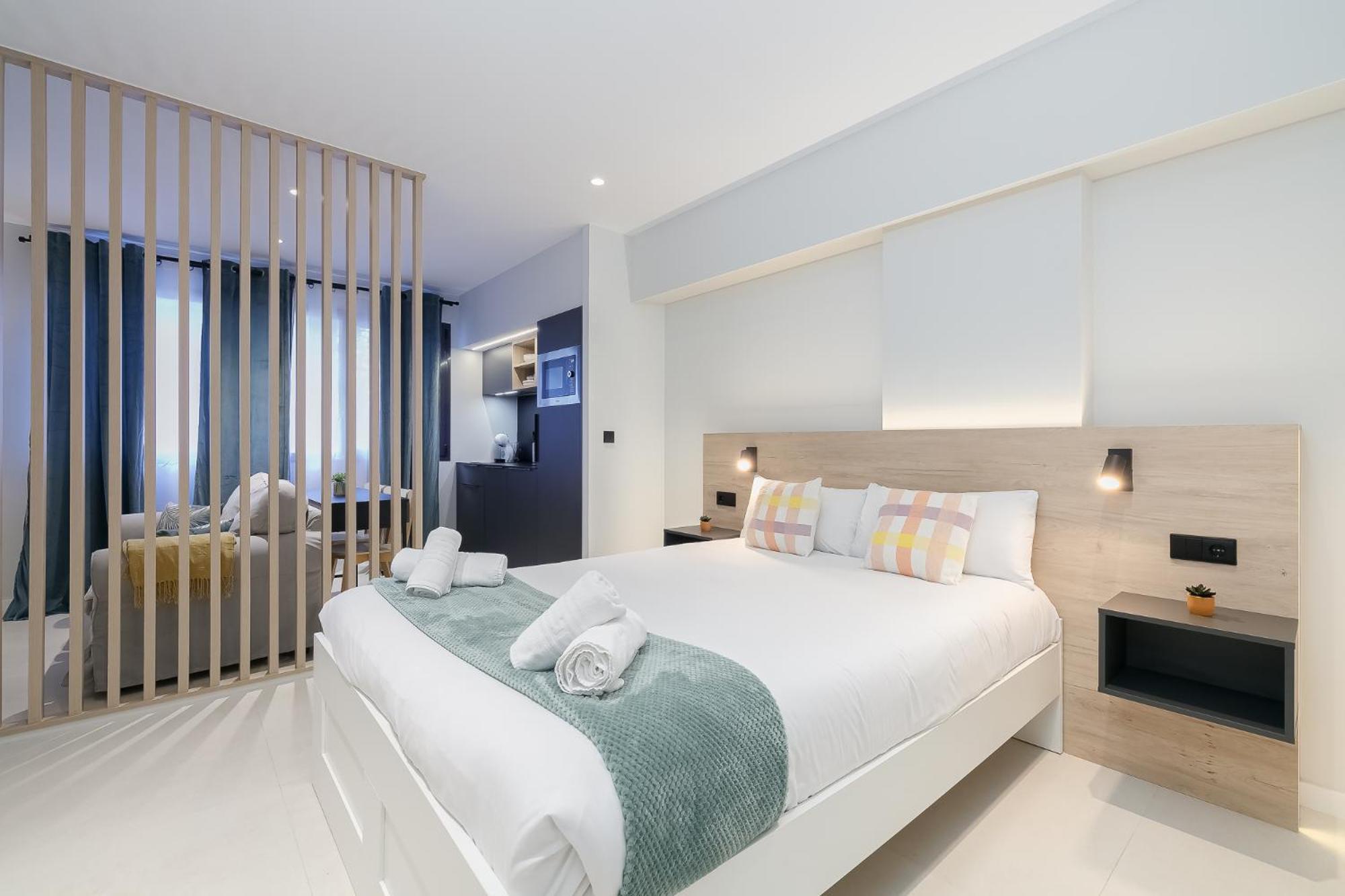 Elegante Y Luminoso En - Apto 2 By Apartamento