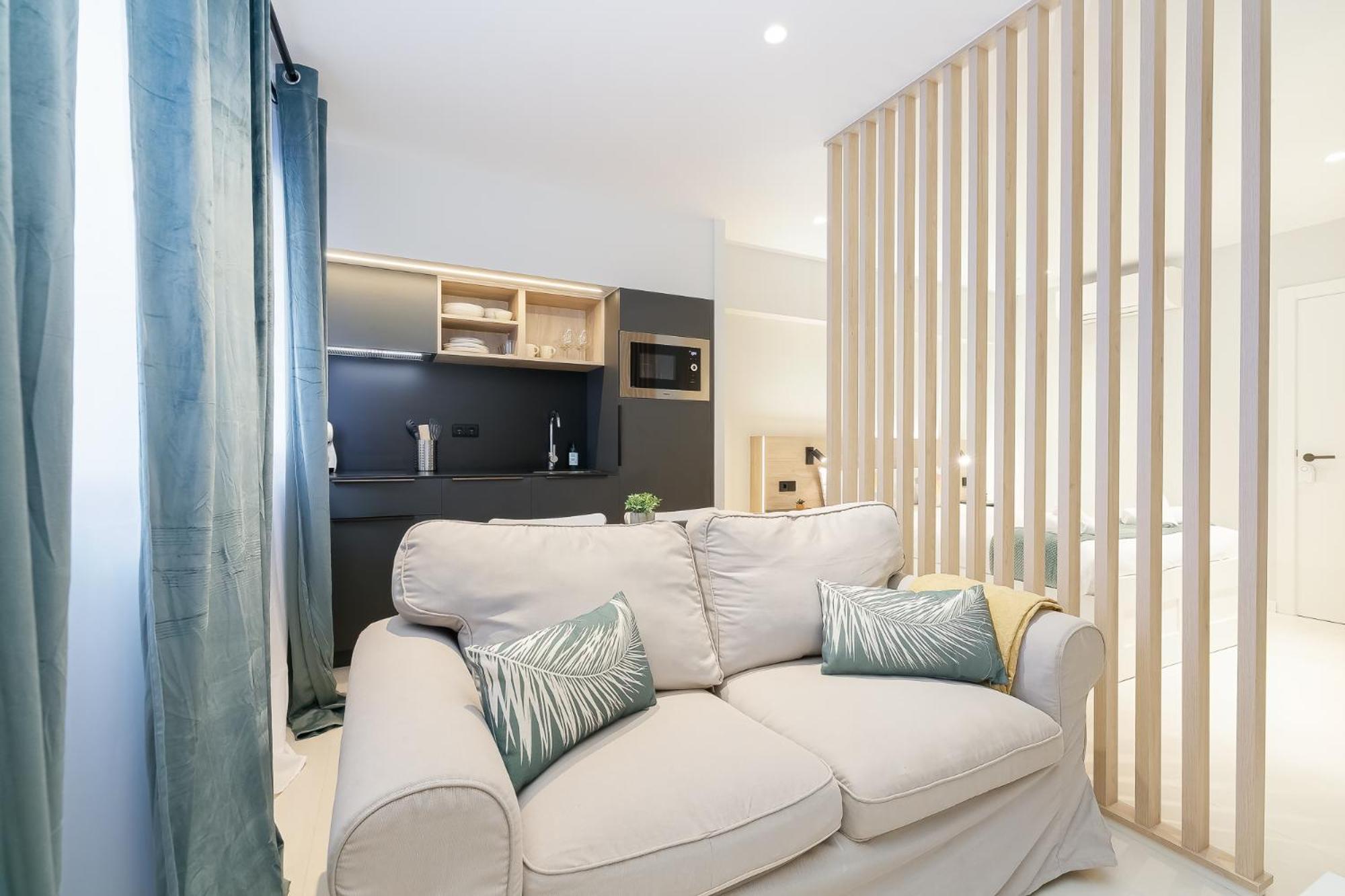 Elegante Y Luminoso En - Apto 2 By Apartamento