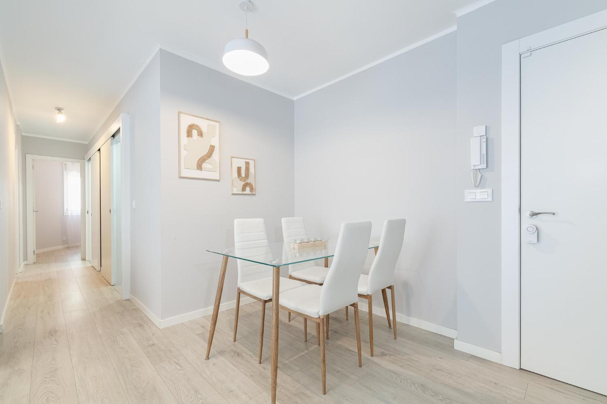 Luminoso Y Moderno En By Apartment *