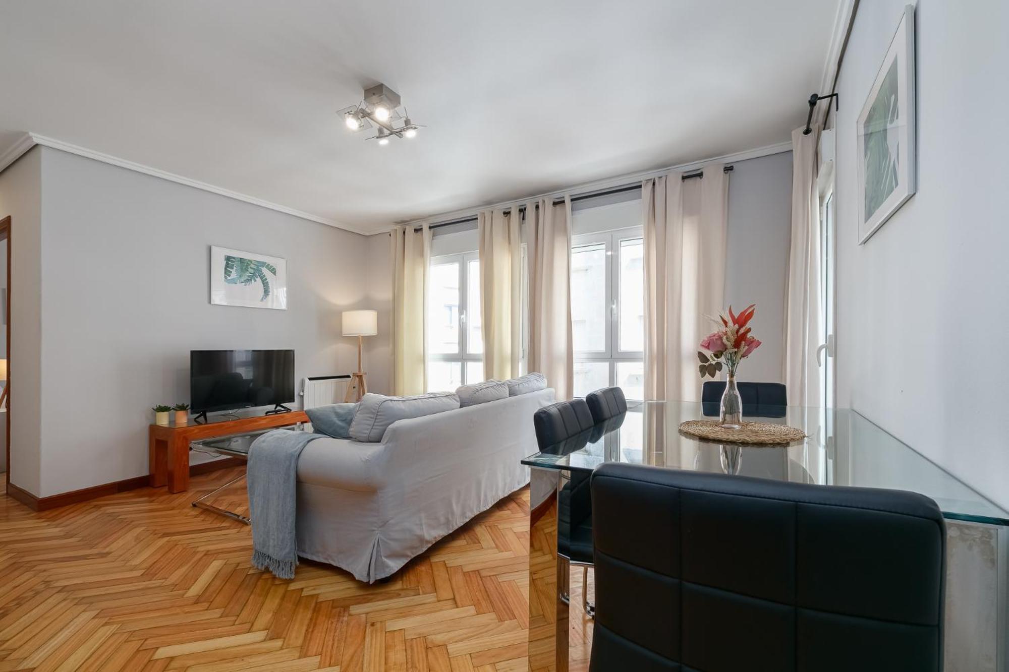 Apartamento Acogedor Centrico En By