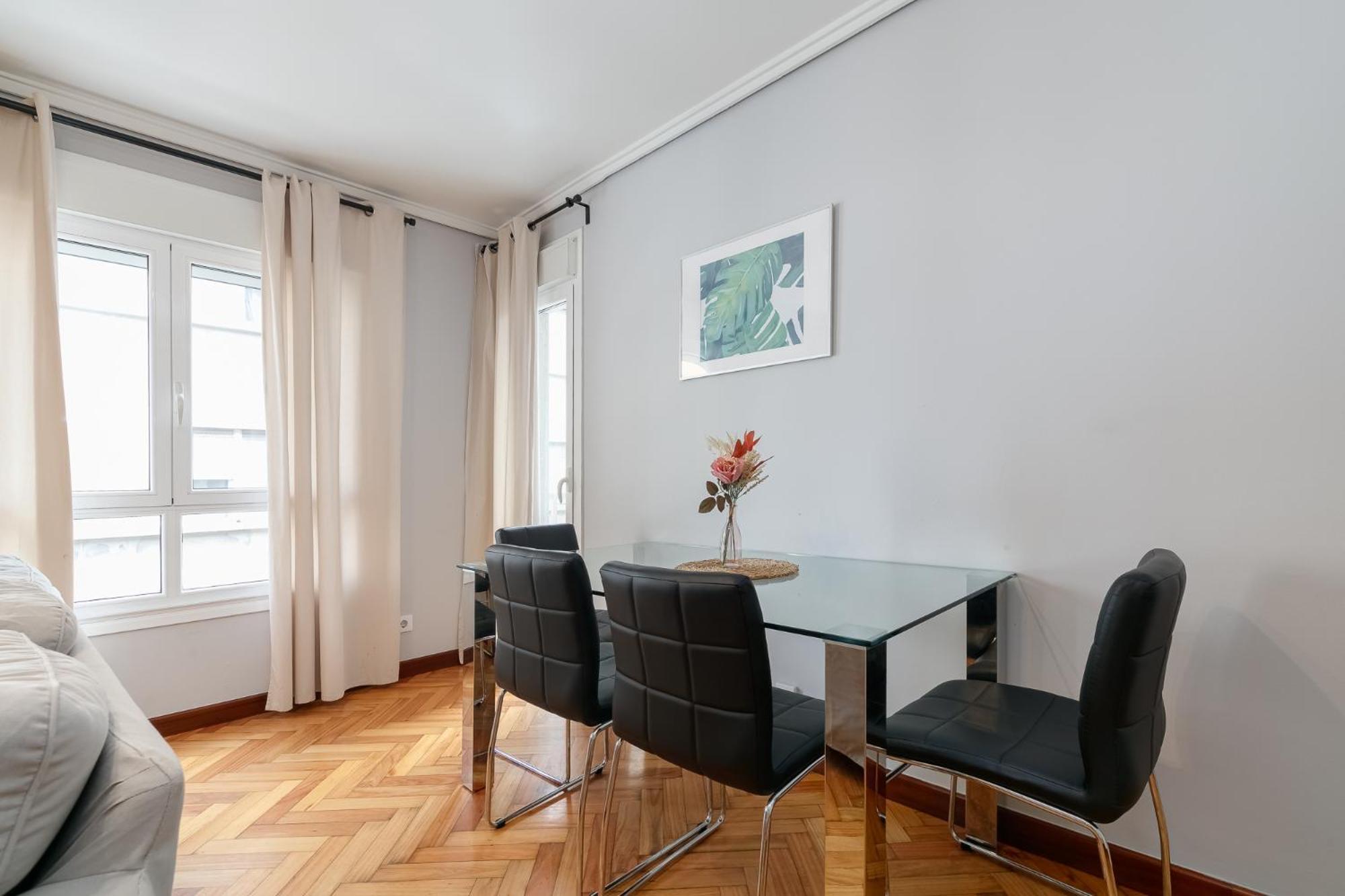 Apartamento Acogedor Centrico En By