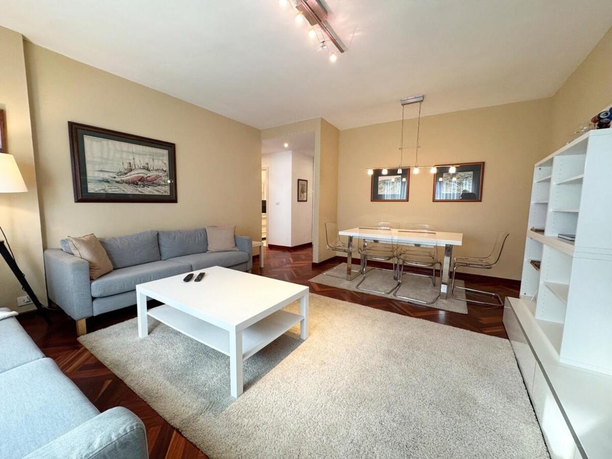 And Modern In The Port Apartment