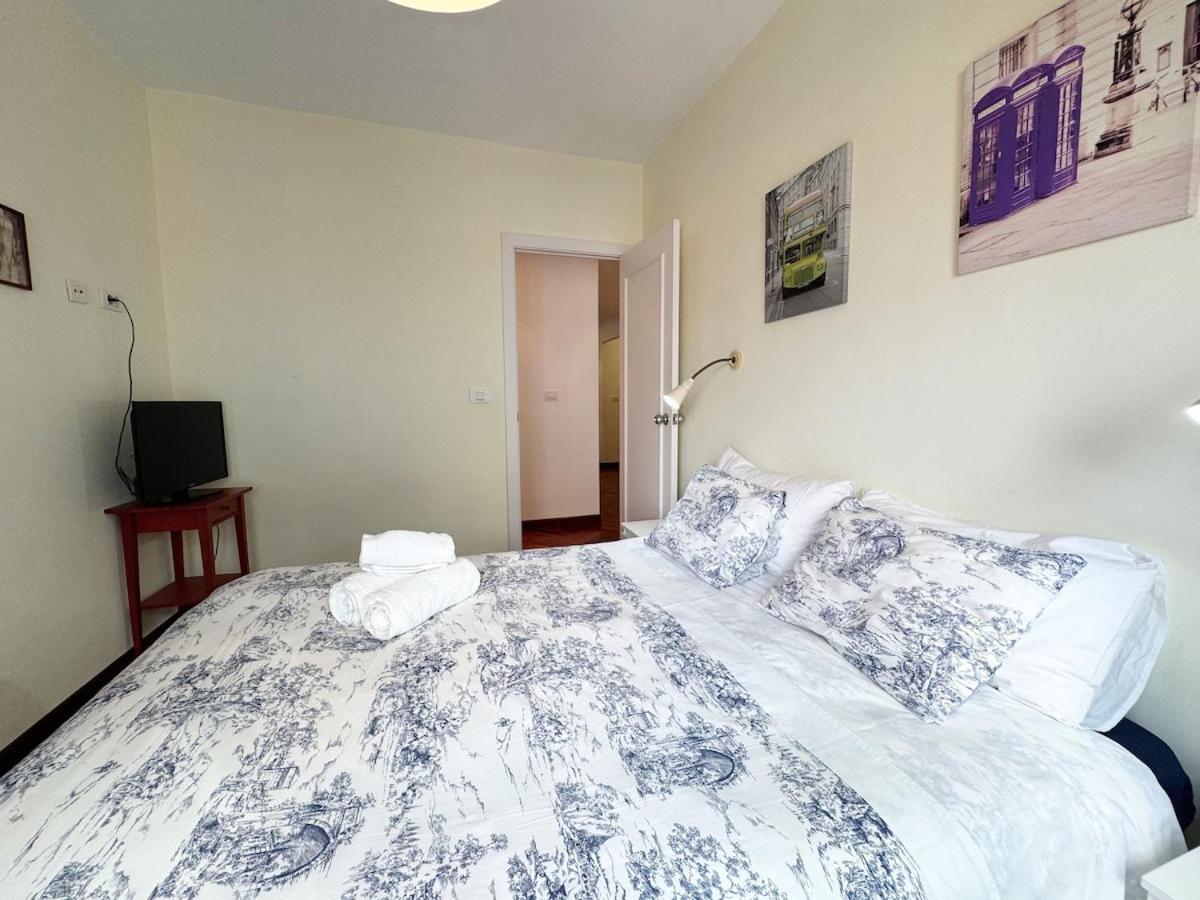 And Modern In The Port Apartment *