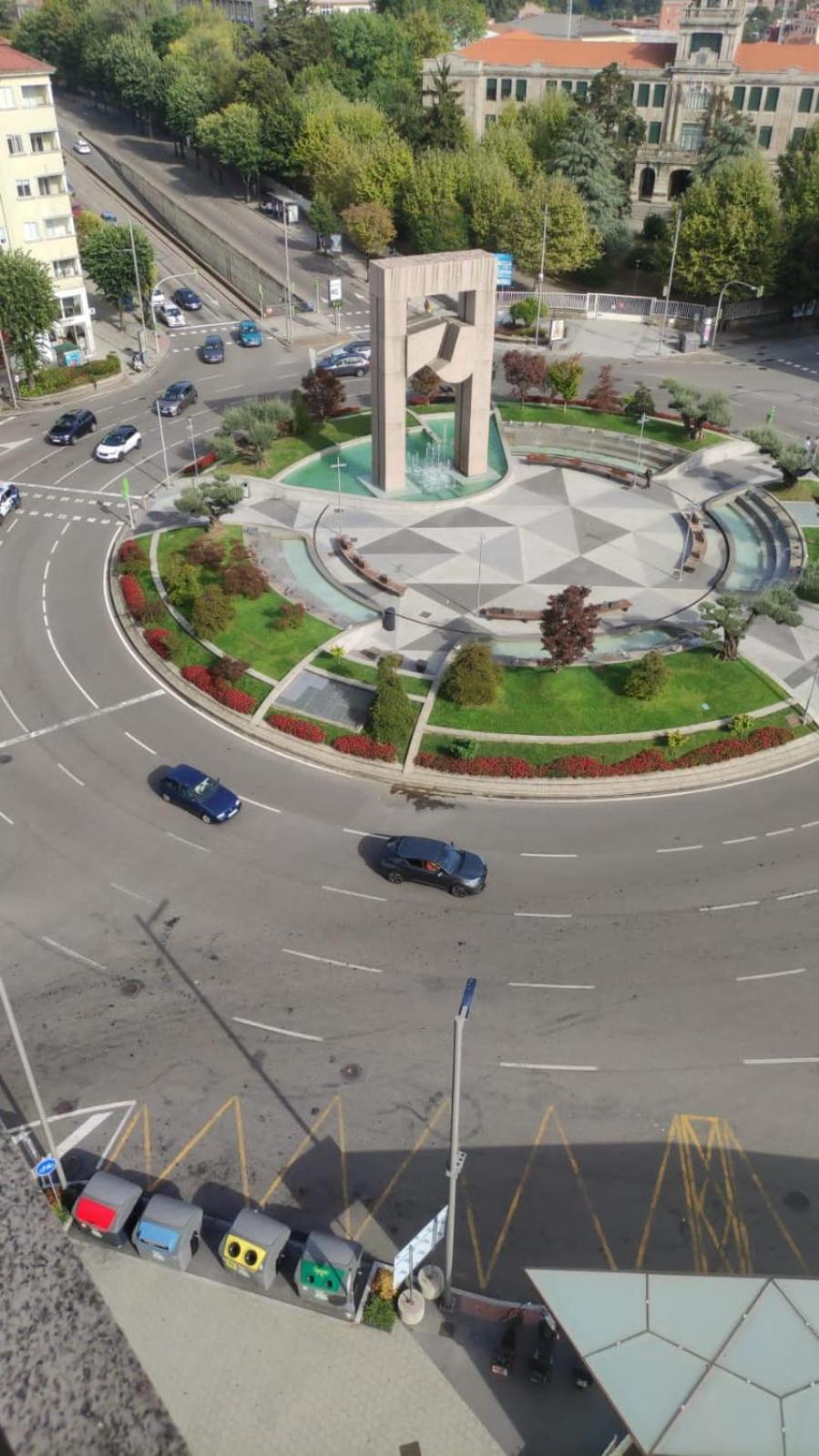 Amplio Piso Plaza America Vigo