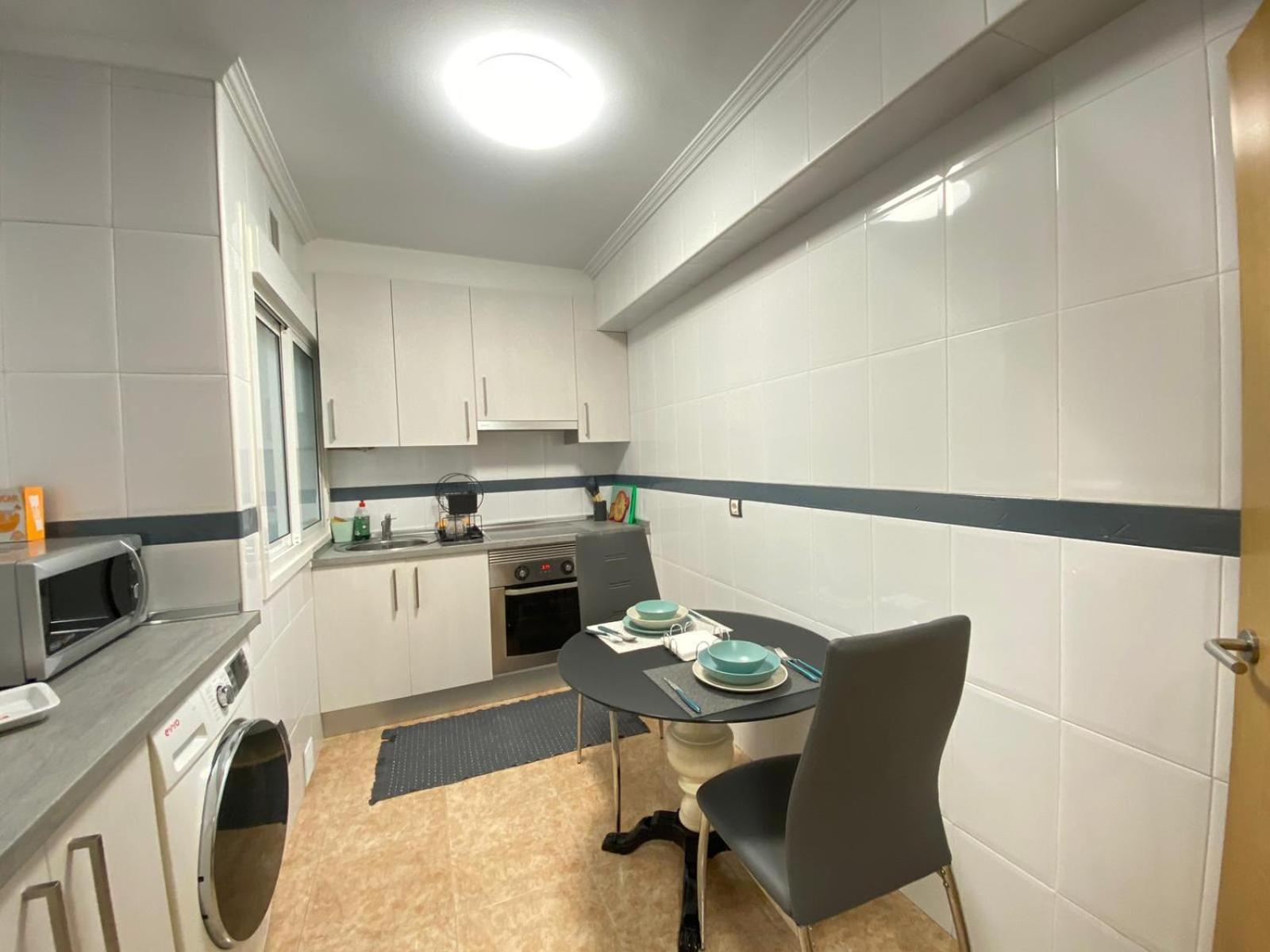 Playa Bouzas - - Parking Free Apartamento