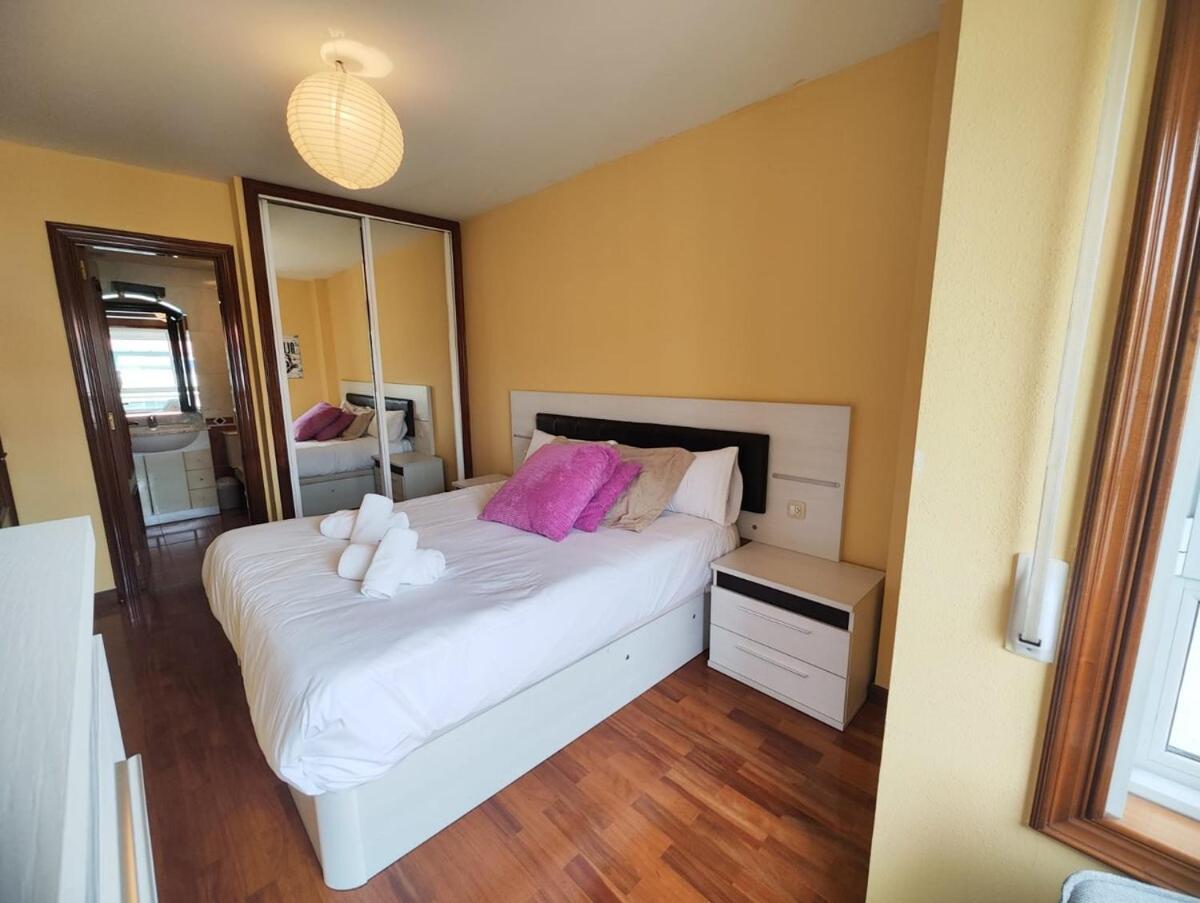 Apartamento Dos Habitaciones, Garaje, Zona Minoca, Vigo
