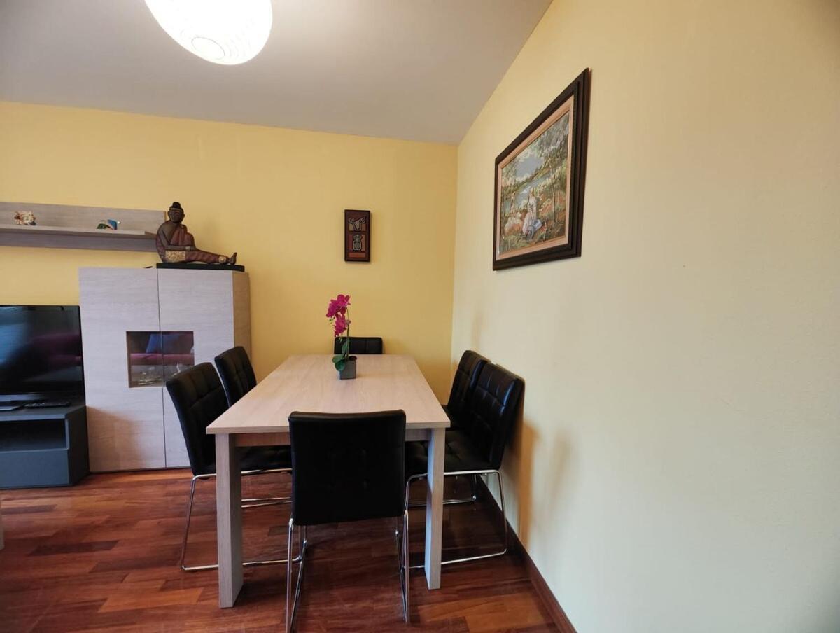 Dos Habitaciones, Garaje, Zona Minoca, Apartamento *