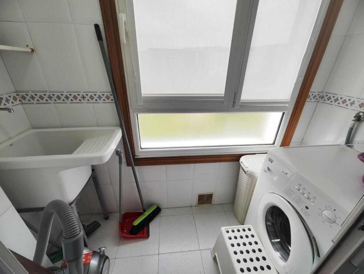 Dos Habitaciones, Garaje, Zona Minoca, Apartment Vigo