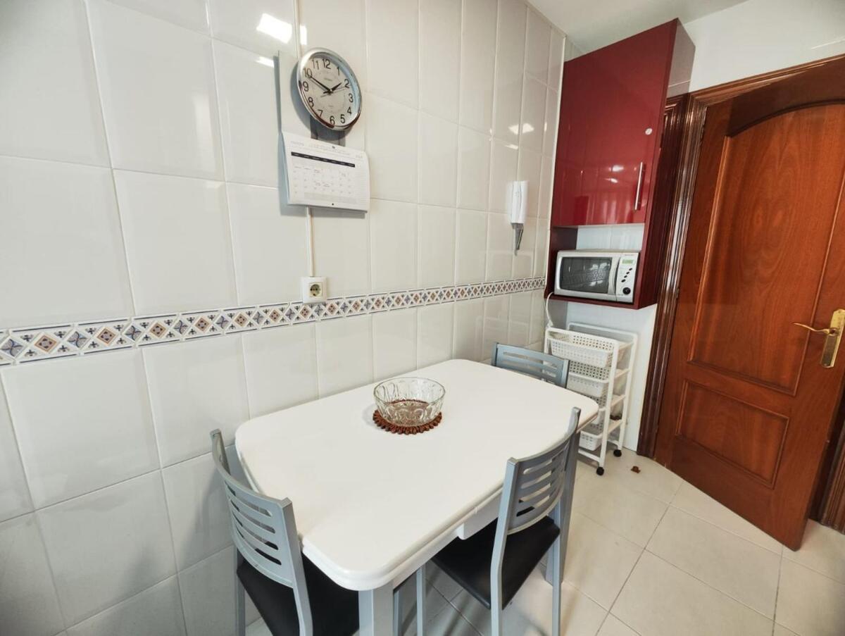 Dos Habitaciones, Garaje, Zona Minoca, Apartamento Vigo