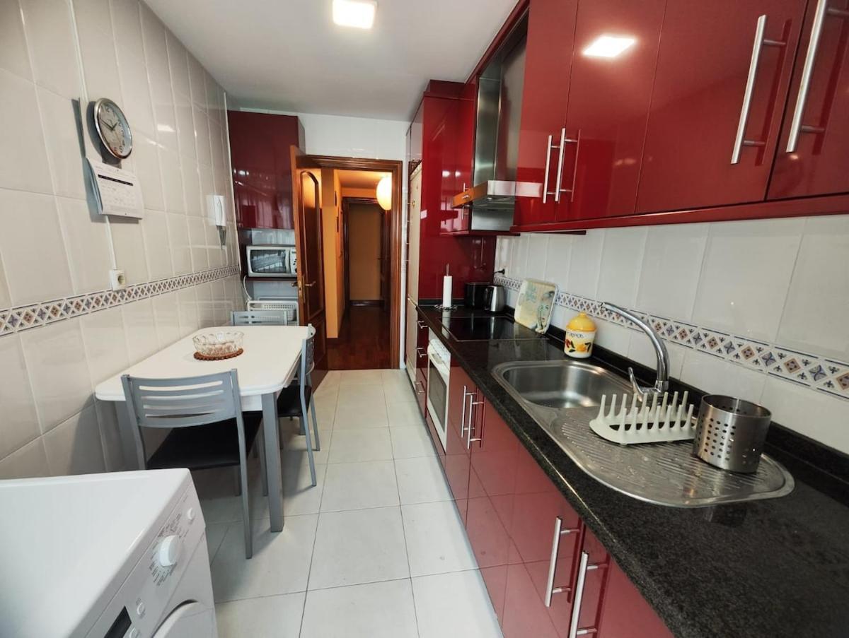 Apartamento Dos Habitaciones, Garaje, Zona Minoca, Vigo