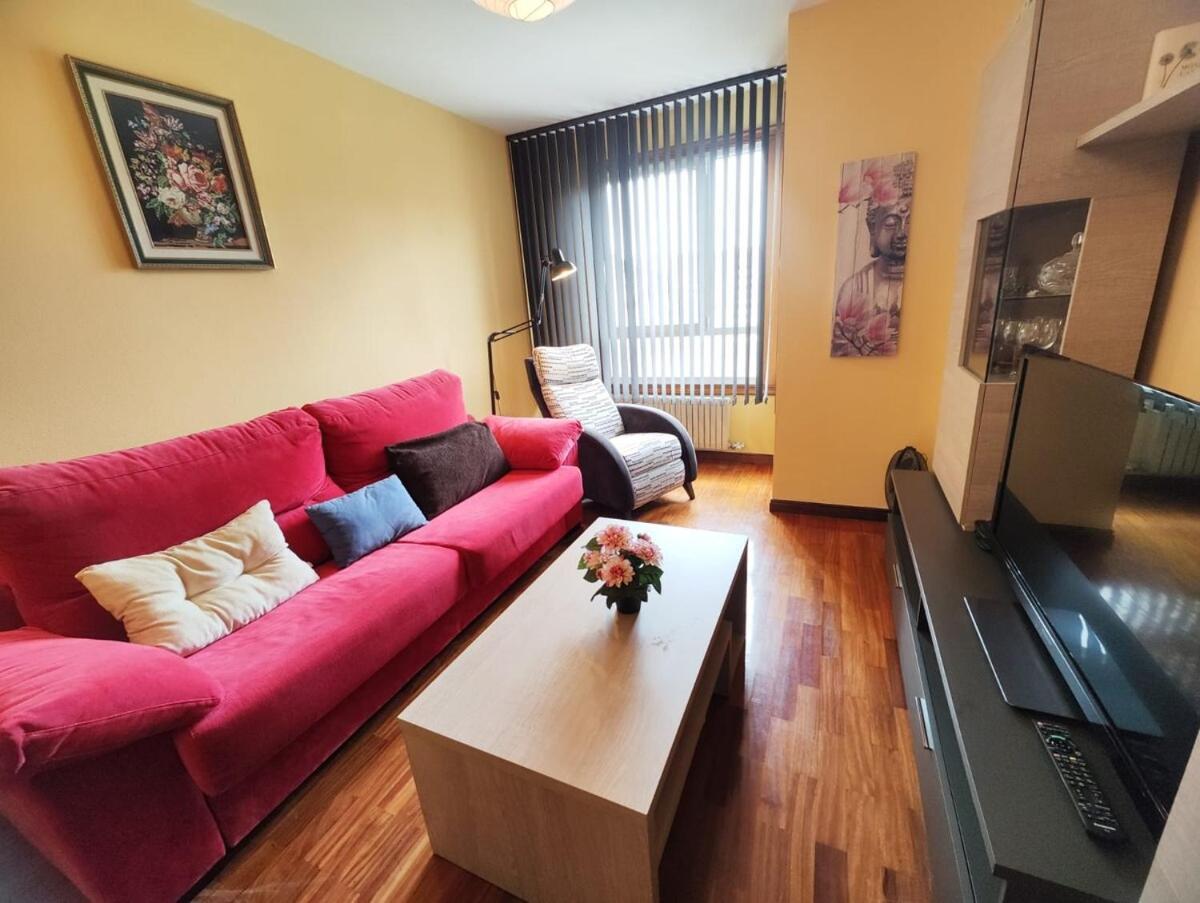 Dos Habitaciones, Garaje, Zona Minoca, *