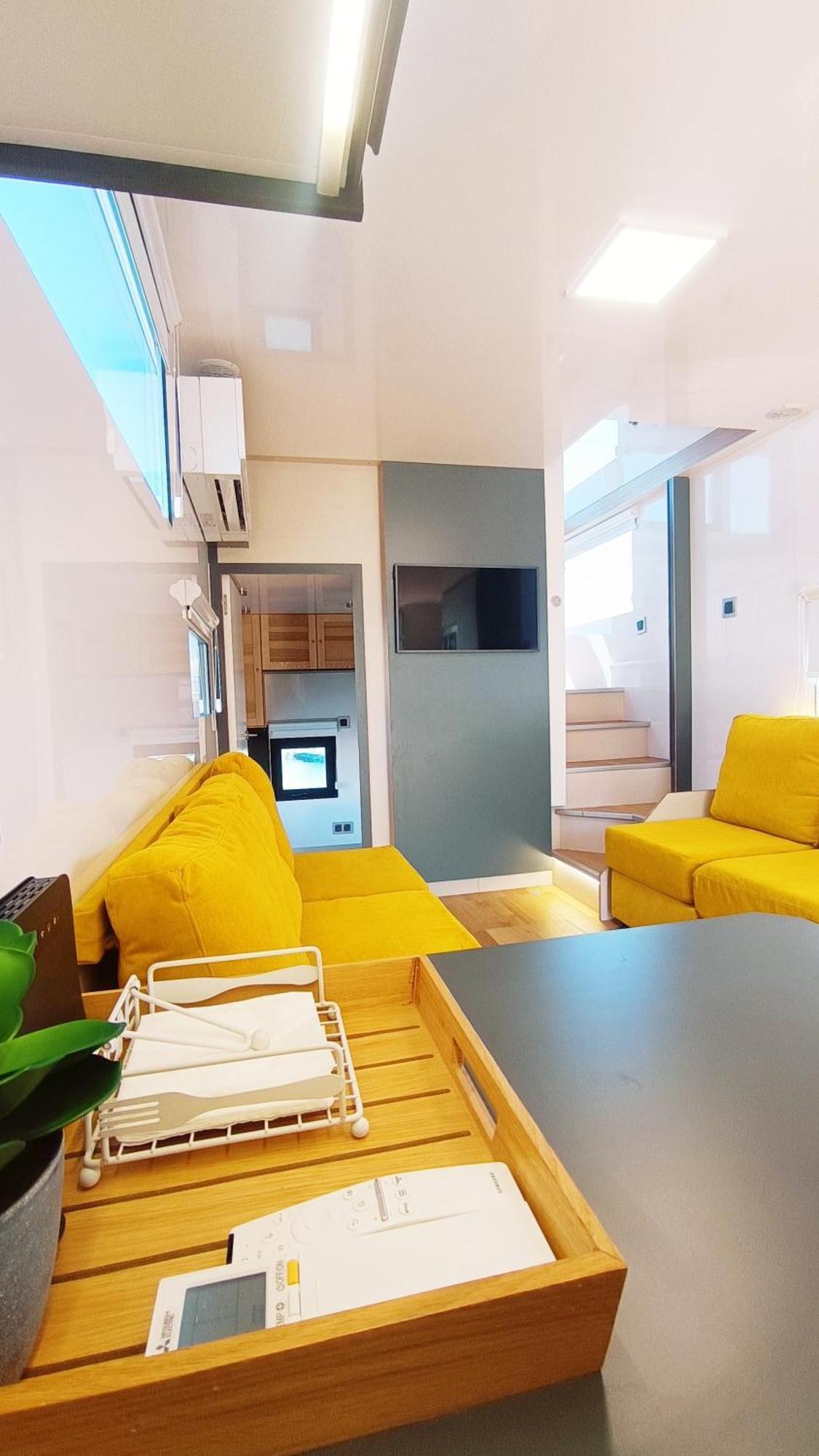 Different Charter Hotel en barco *