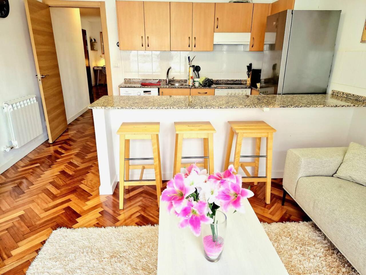 Chabos Plaza Espana Centro Apartment