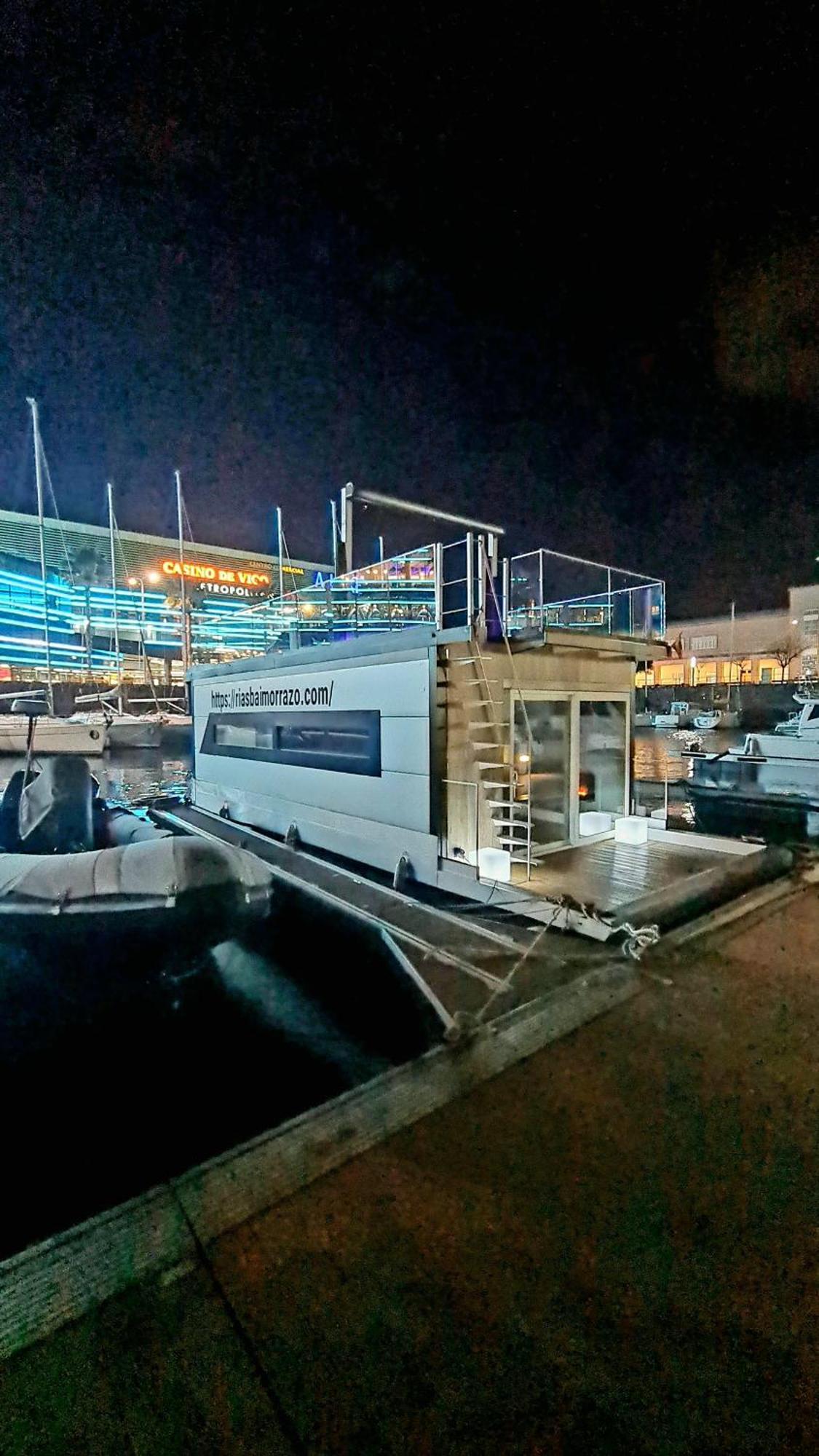 Barco-apartamento En El Nautico De Hotel en barco *