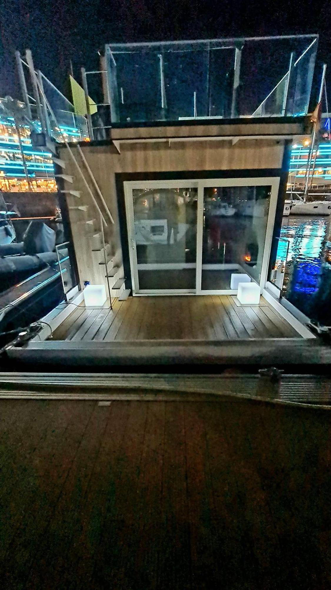 Barco-apartamento En El Nautico De * Vigo