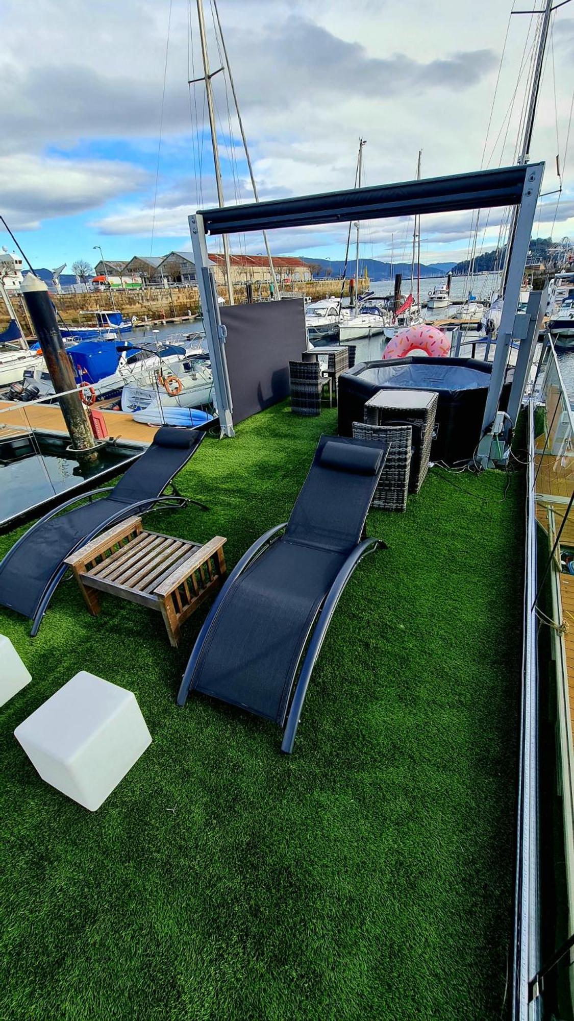 Barco-apartamento En El Nautico De Vigo