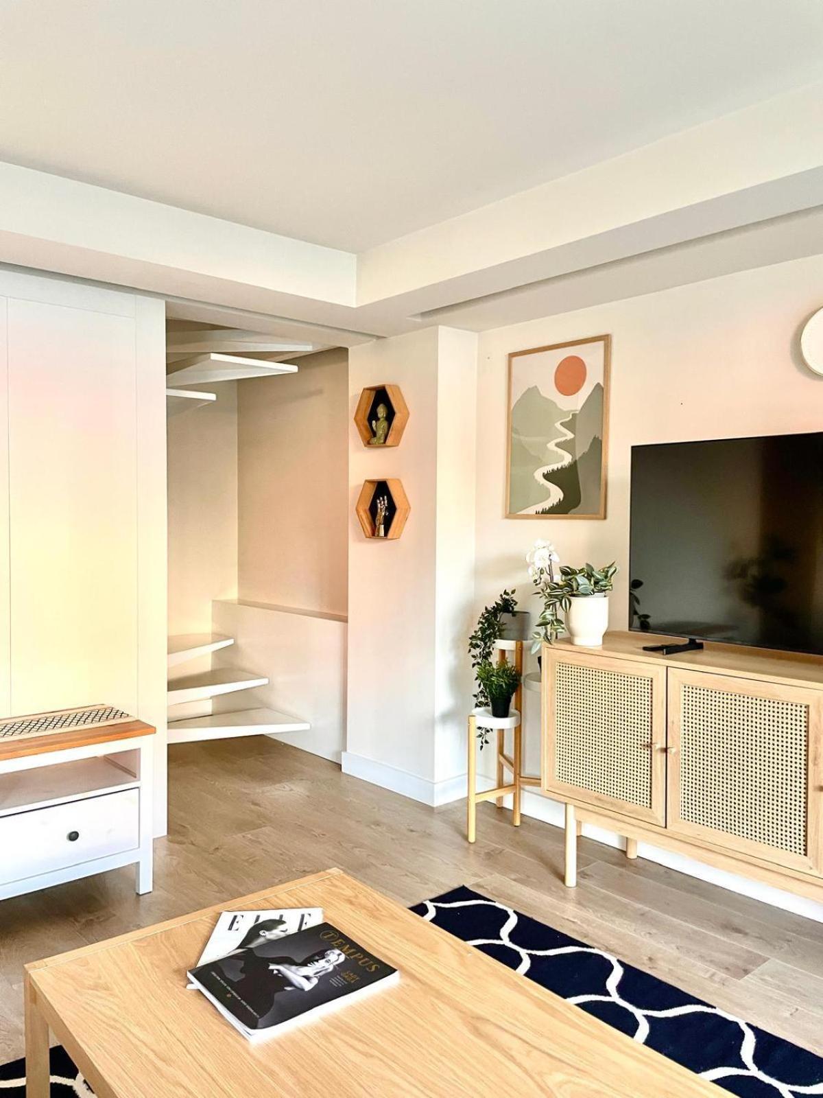 Luminoso Duplex Con Jardin Relax En Familia