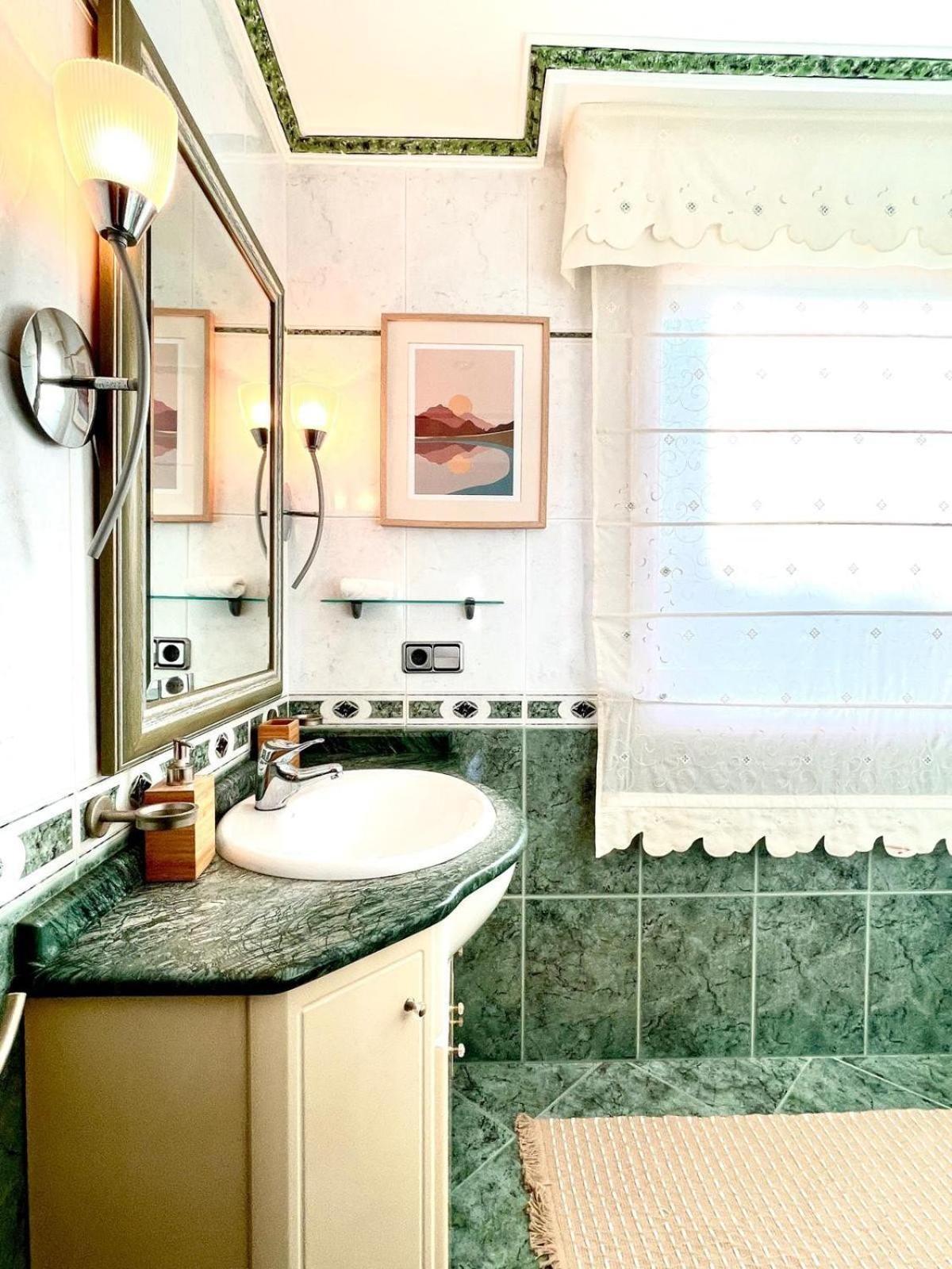 Luminoso Duplex Con Jardin Relax En Familia Сasa de vacaciones *