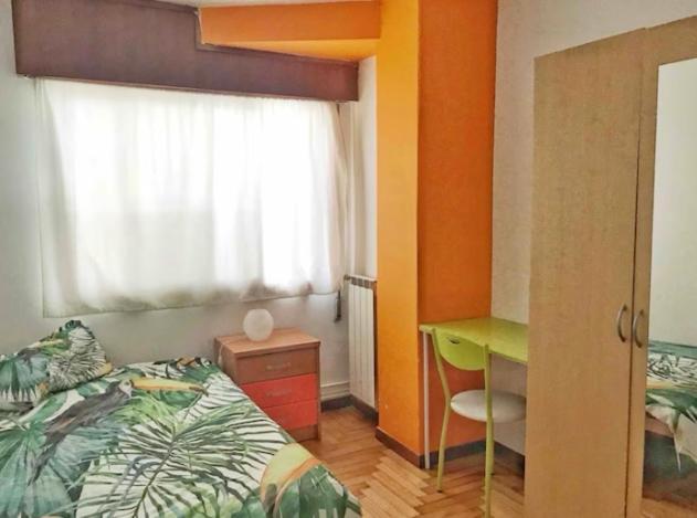 Comoda, Tranquila Y Hogarena Habitación en casa particular