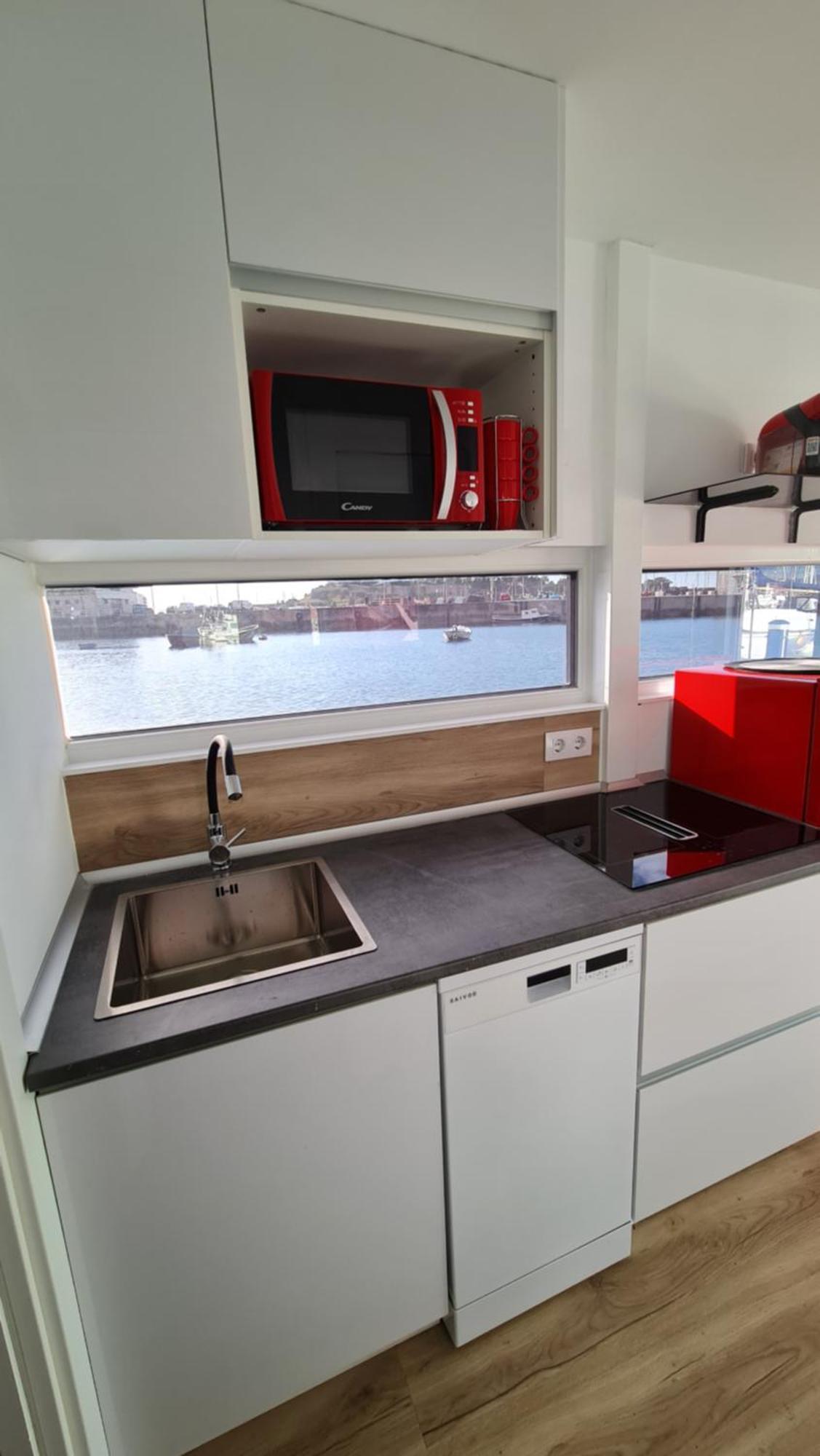 Barco-apartamento En El Nautico De Vigo