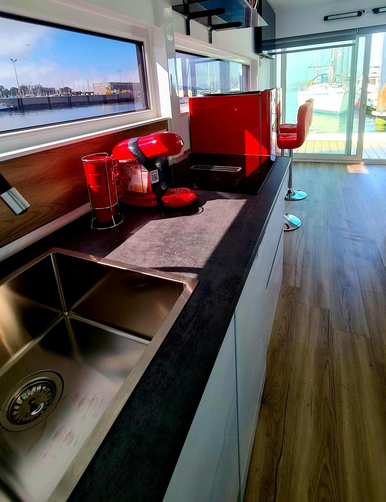 Hotel en barco Barco-apartamento En El Nautico De *