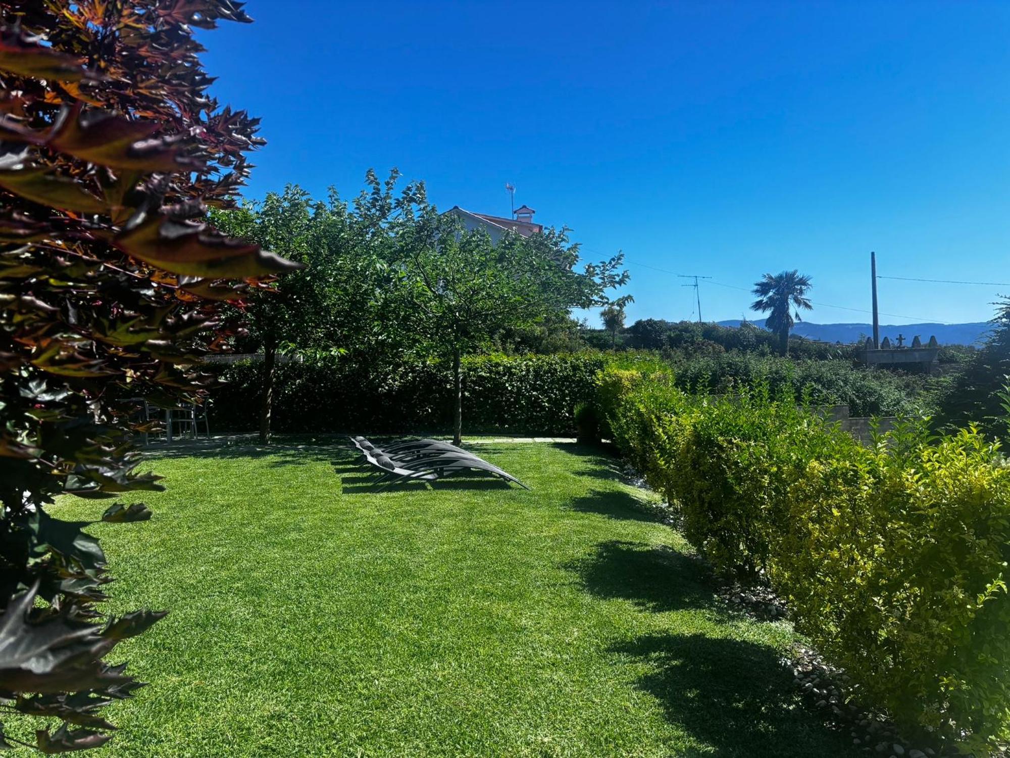 Charneca, Jardin Y Mar
