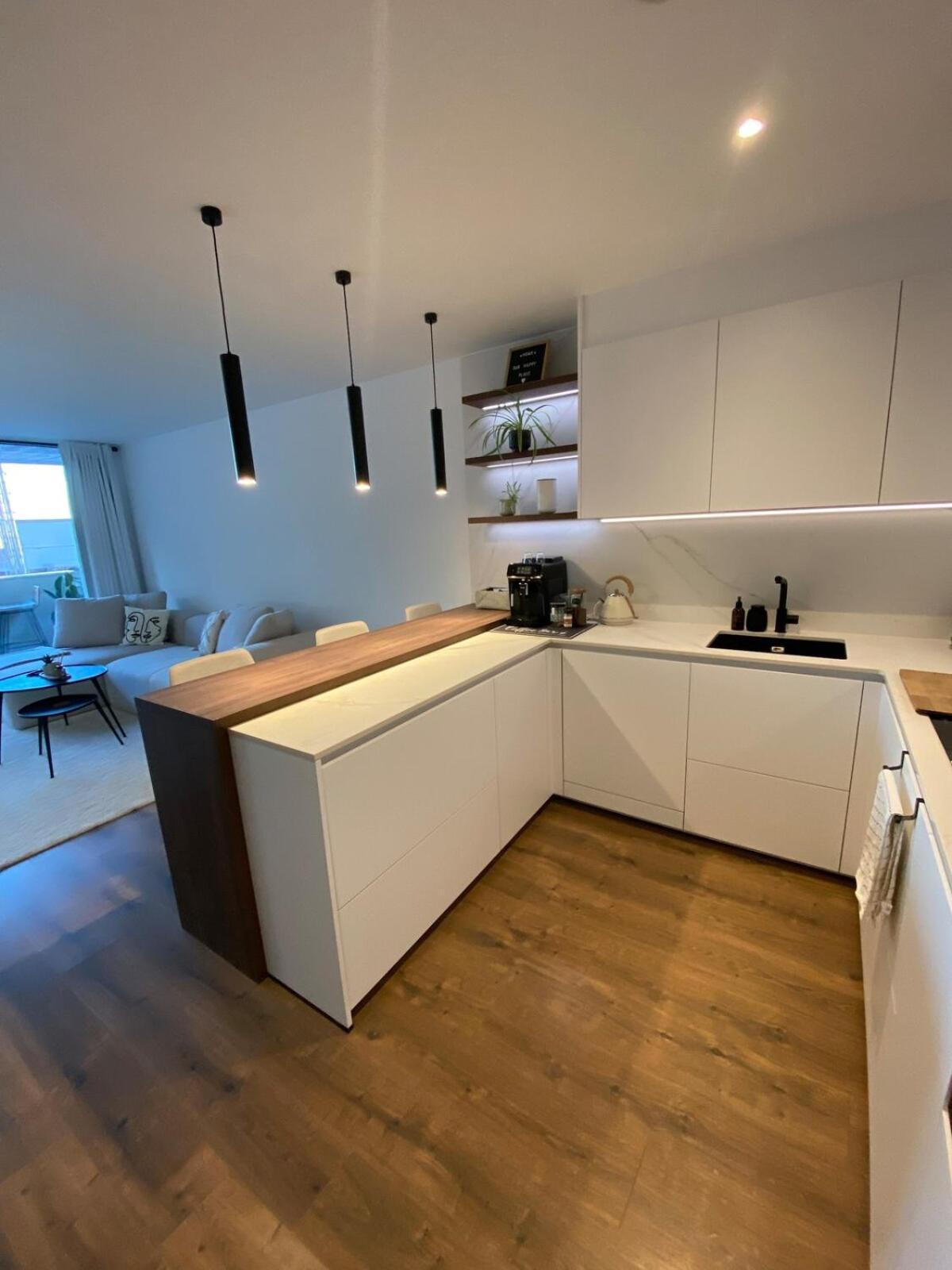 Piso De Diseno En Con Parking Gratuito Apartment
