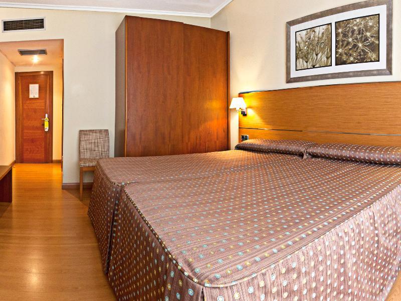 Hotel Sercotel Tres Luces 3*