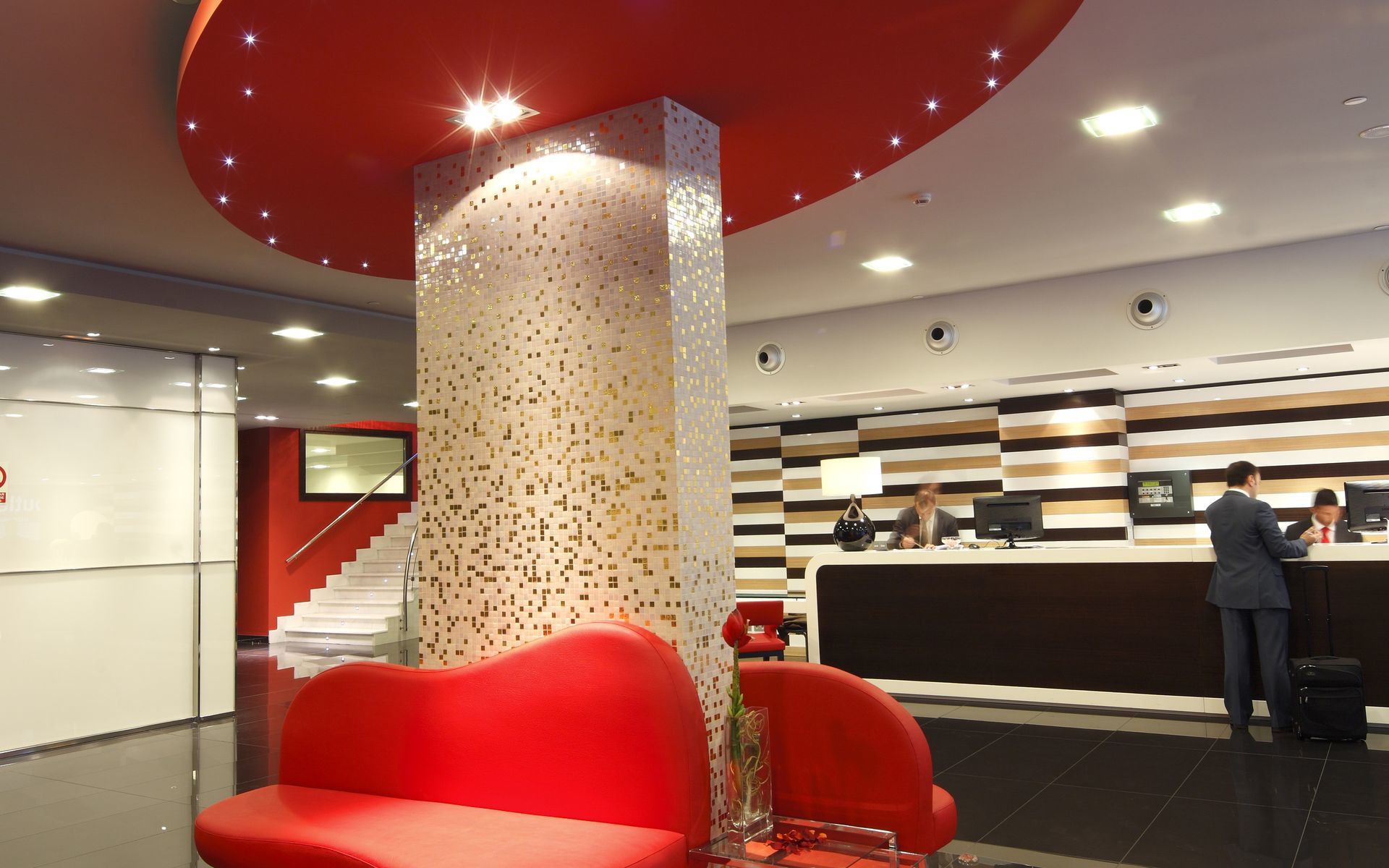 Hotel Silken Axis 4*