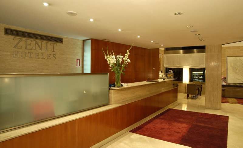 Zenit Hotel 4*