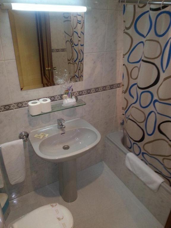Ancla Dorada Guest house 2*