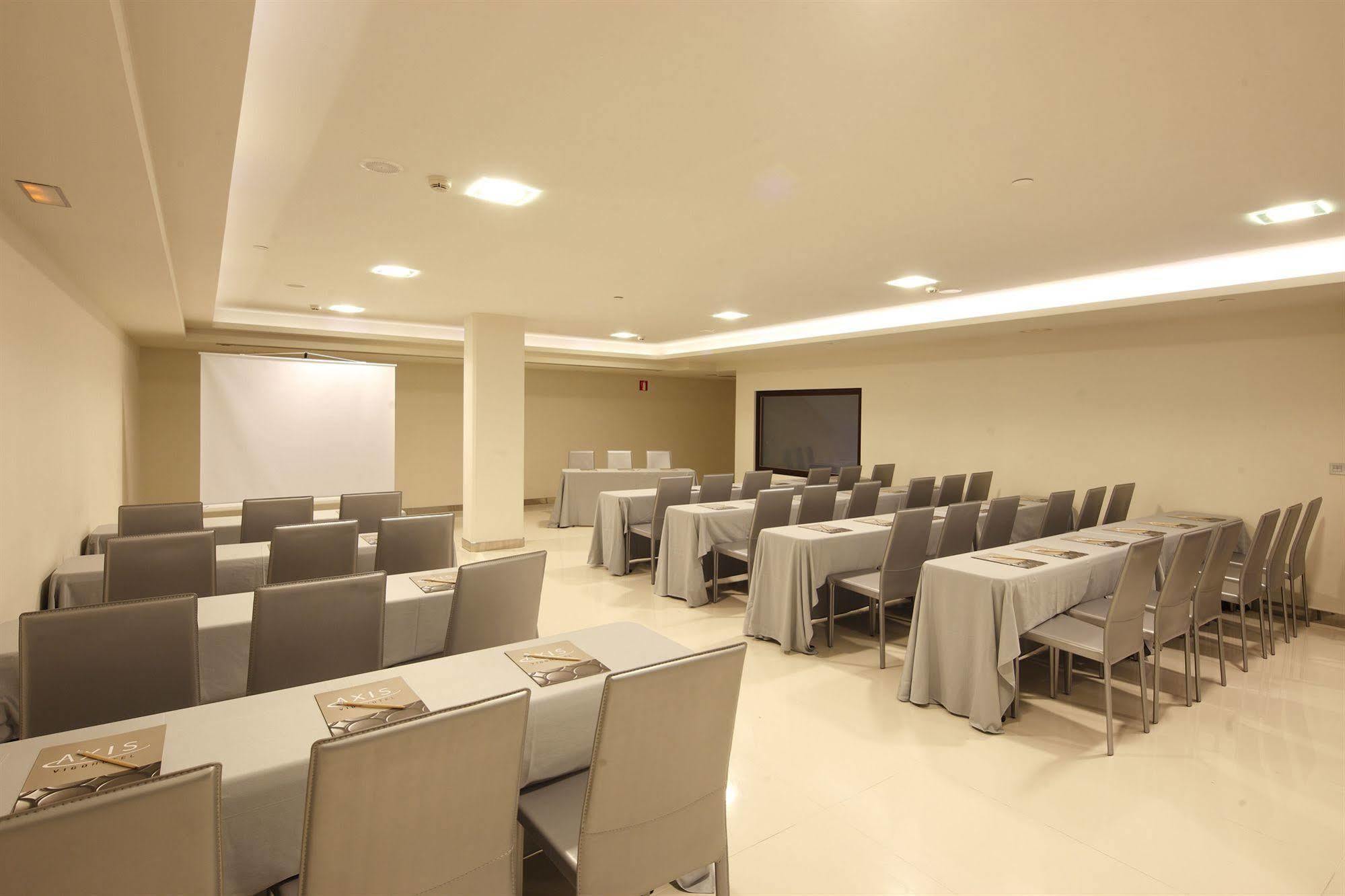 Silken Axis Hotel