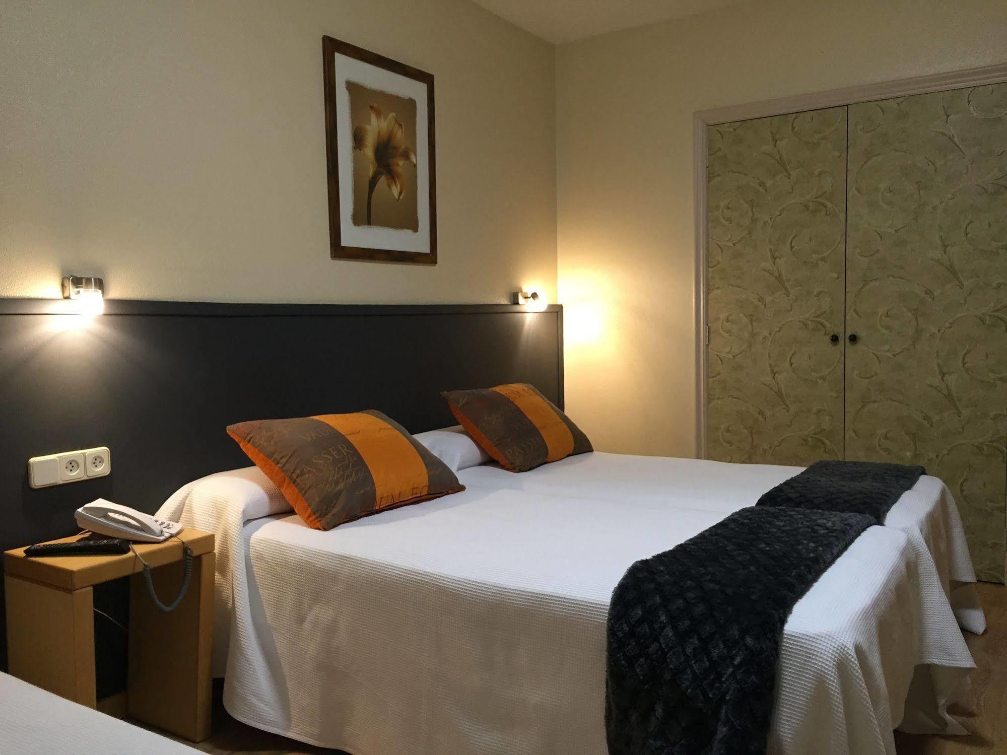 Del Mar Hotel 2*