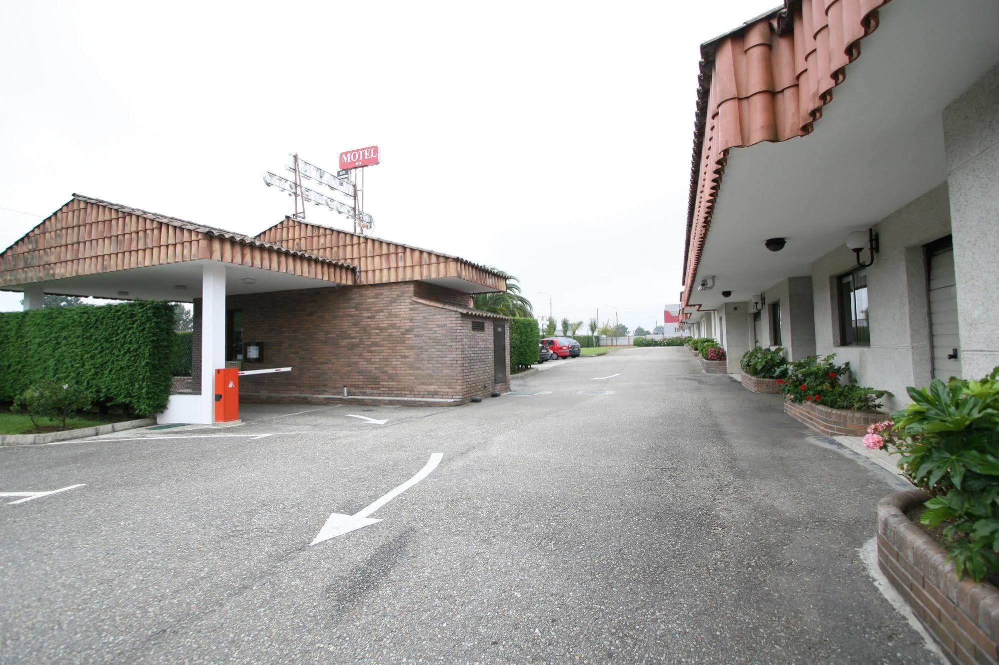 Aeropuerto Motel