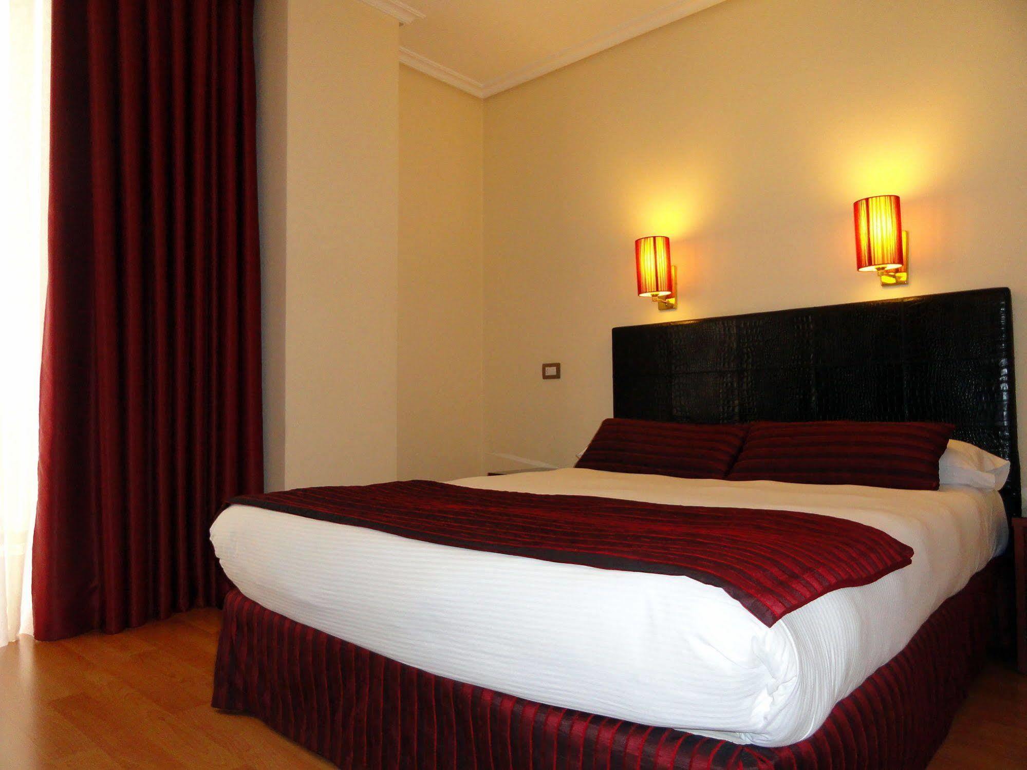 Hotel Compostela Vigo