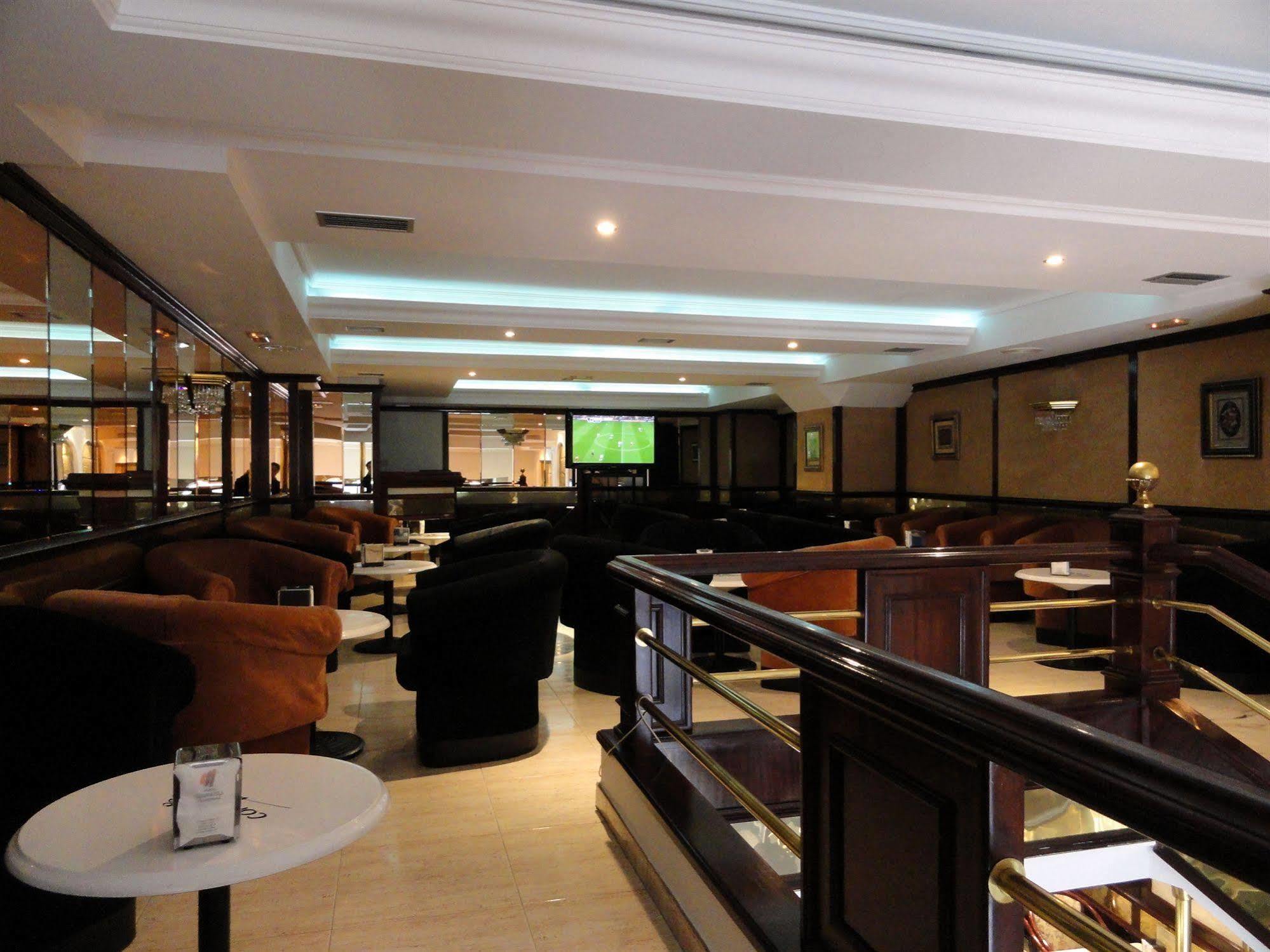 Hotel Compostela 2*