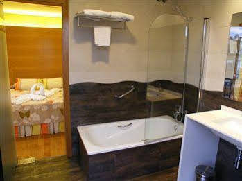 Lino 2* Vigo