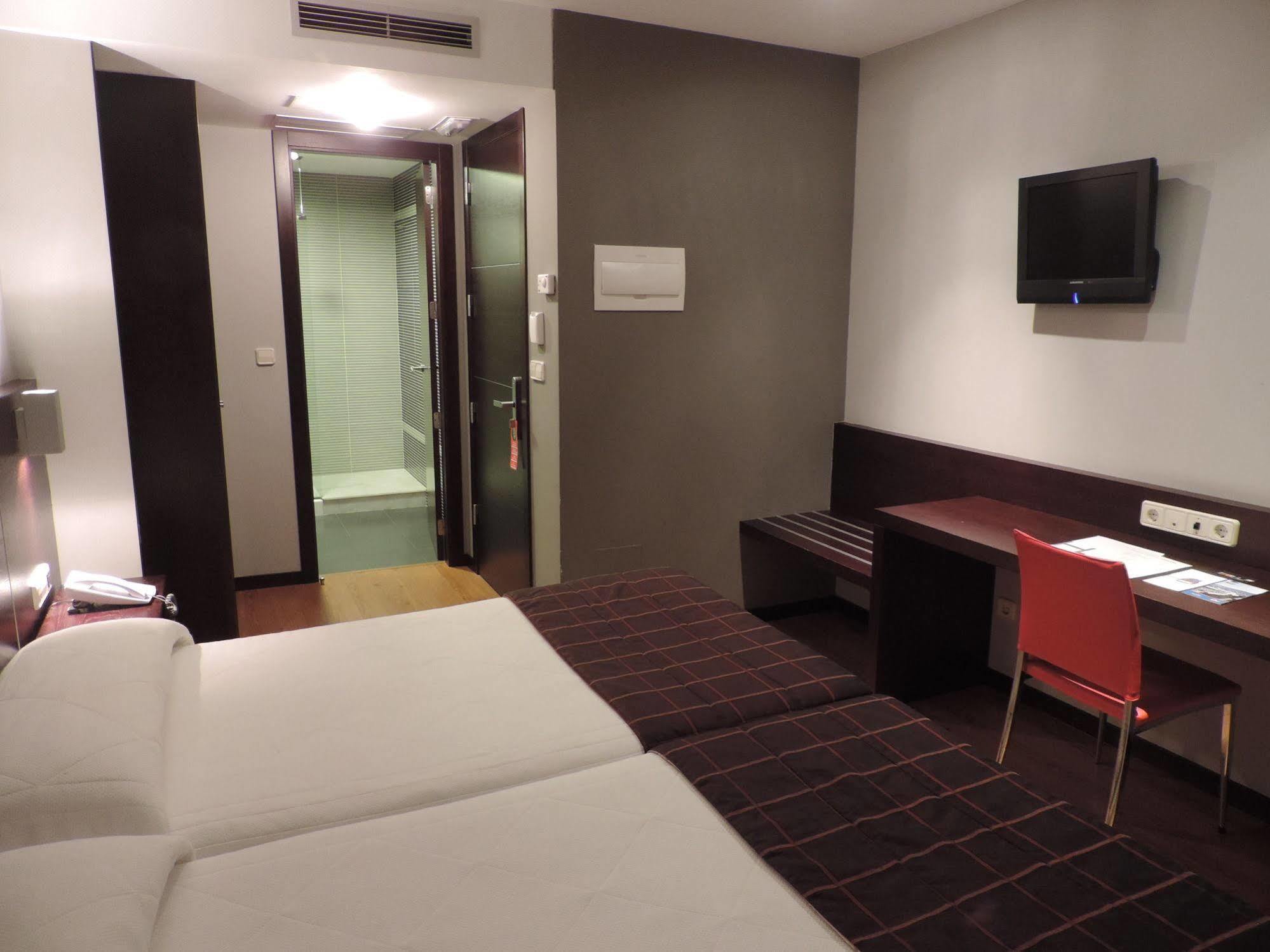 Hotel Junquera 3*
