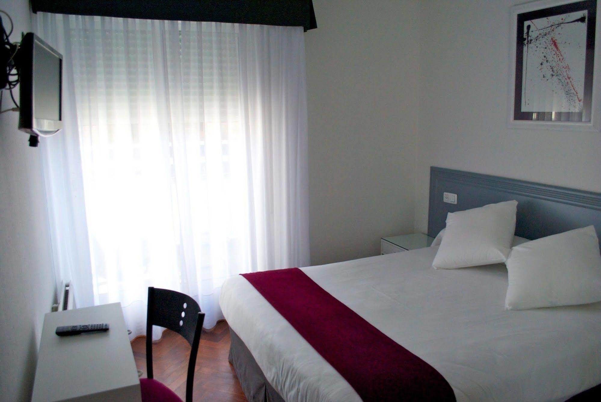 Hotel Plaza 2*