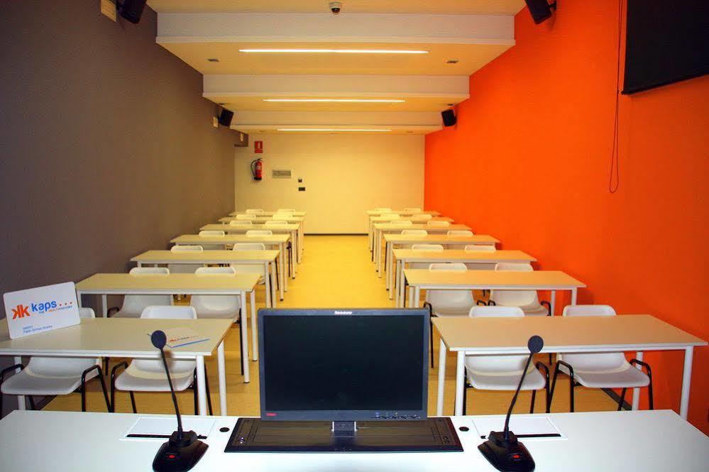 Kaps Hostel