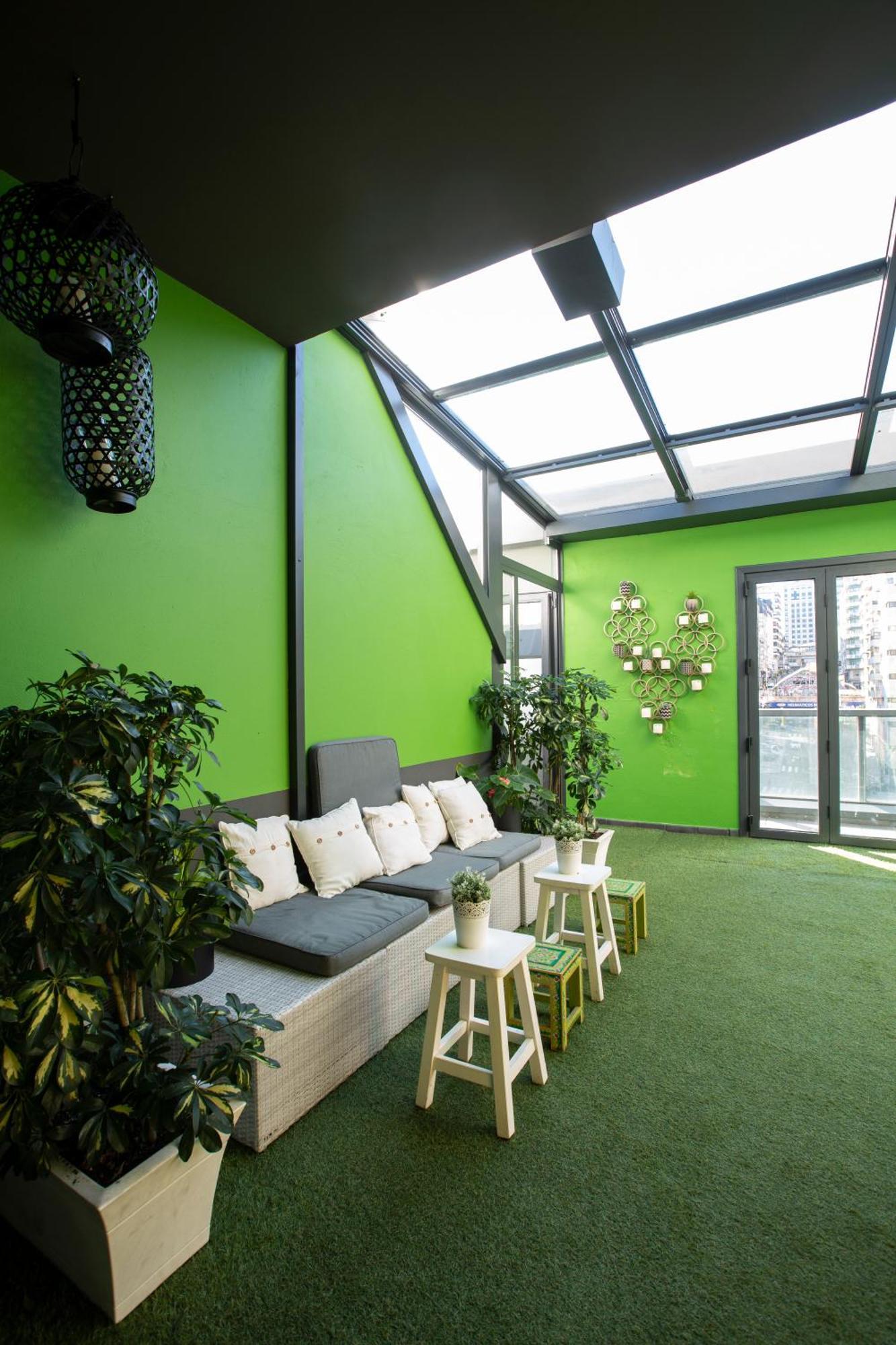 Silken Axis Hotel 4*