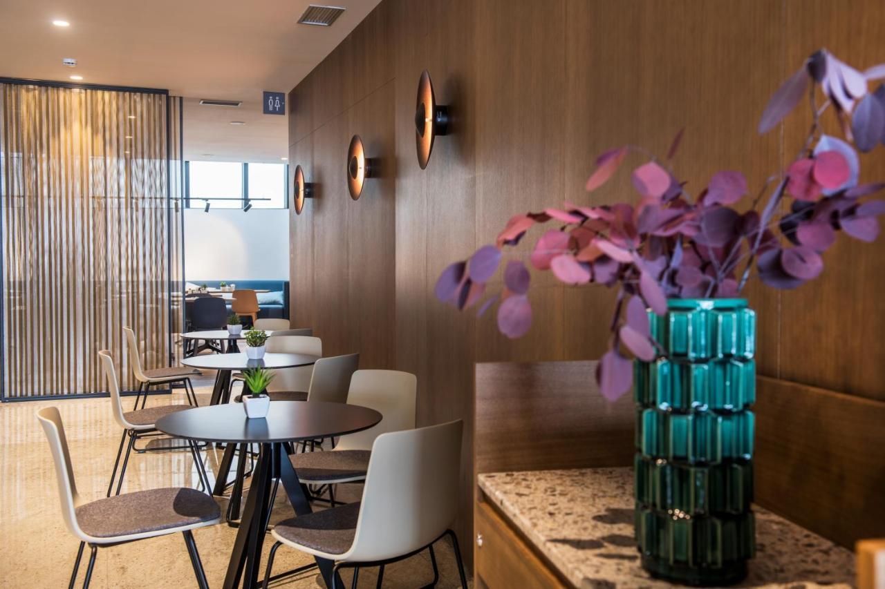 Occidental Hotel 4*