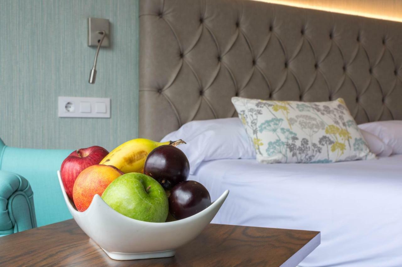 Bahia De Hotel 4*