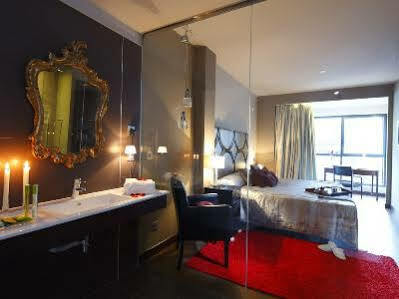 Silken Axis Hotel 4*