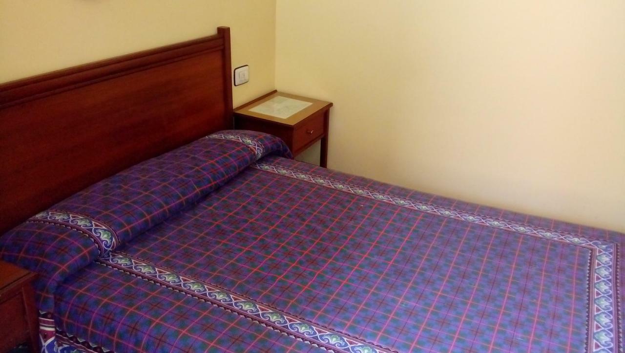 Pensión Residencia Buenos Aires 3*
