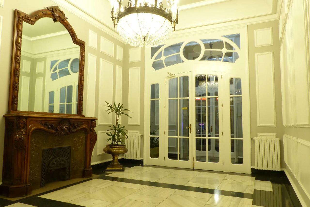 Edificio El Moderno, 1.902 Apartamento *