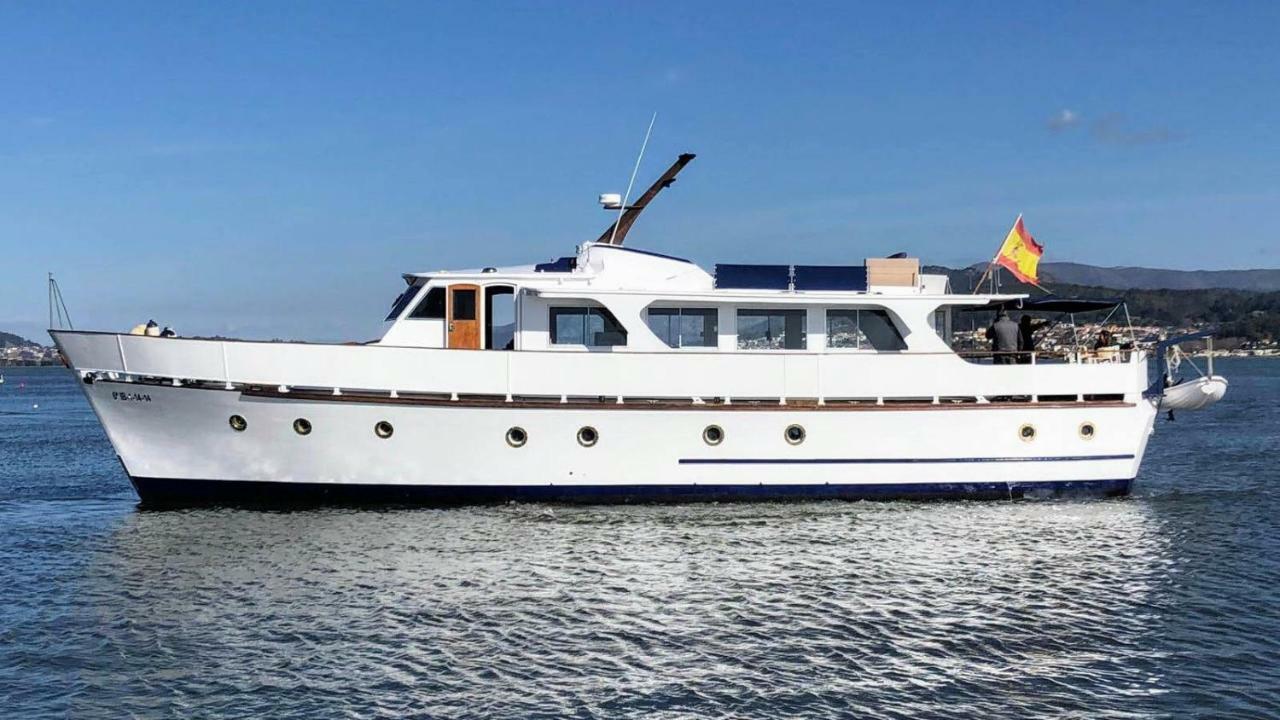 Hotel en barco Don Maximo
