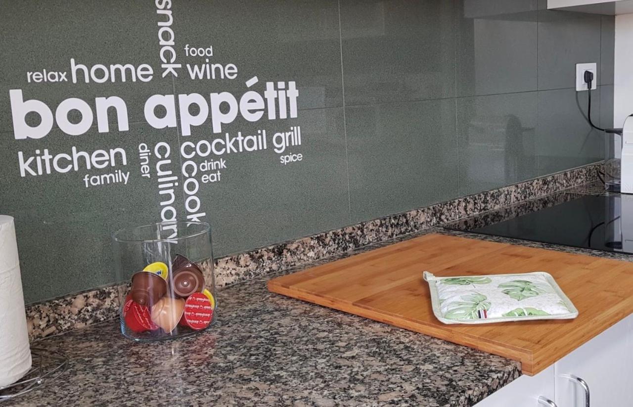 Piso Miracies- Wifi- Parking- Vistas Ria De Apartment *